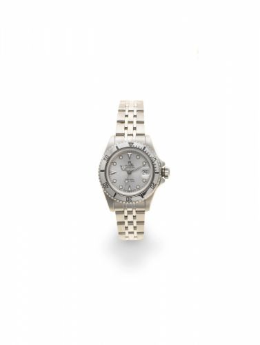 Tudor. A lady's stainless steel automatic calendar bracelet watch