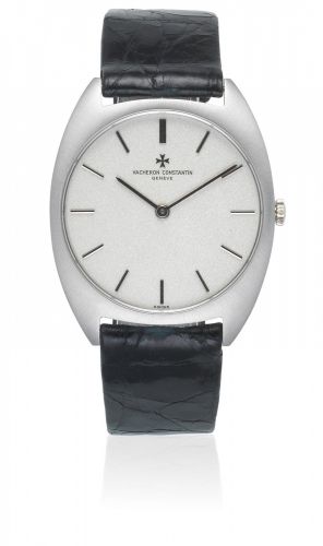 Vacheron & Constantin. An 18K white gold manual wind tonneau form wristwatch