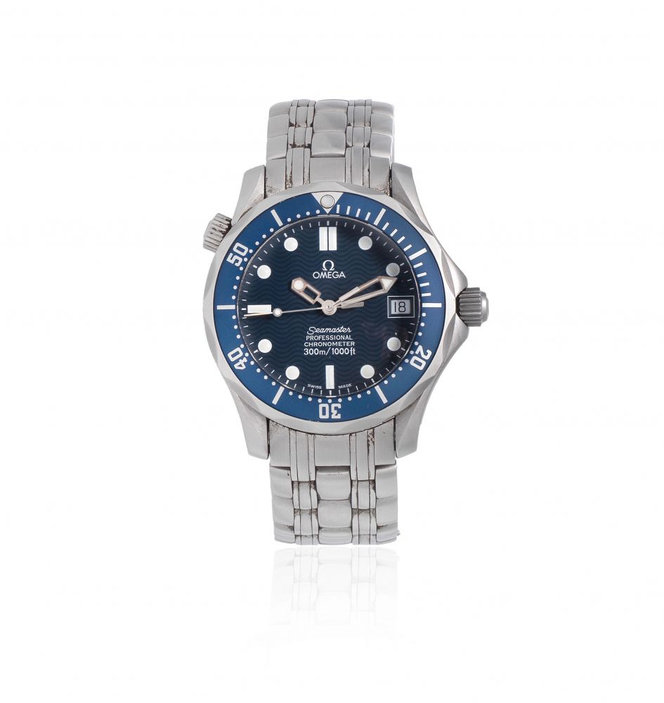 Omega. A stainless steel automatic calendar bracelet watch