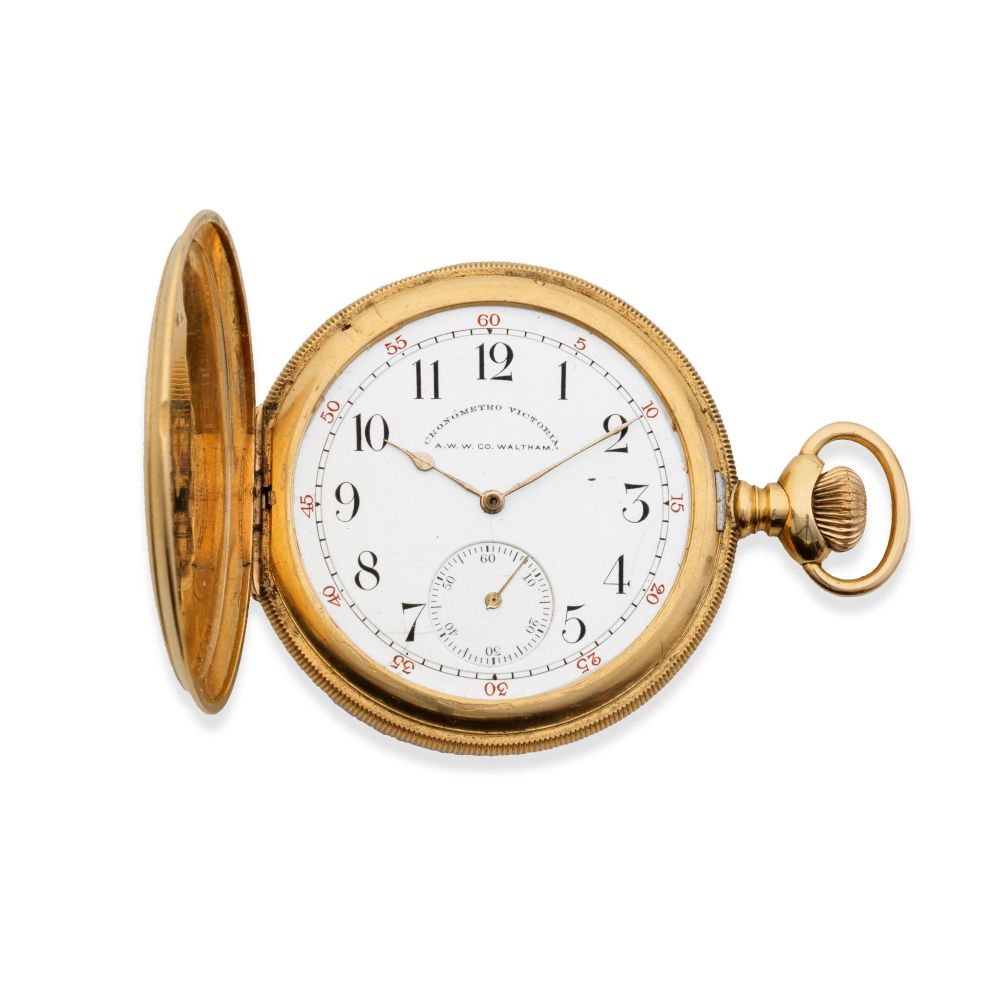 A.W.W. Co. Waltham. An 18K gold keyless wind full hunter pocket watch