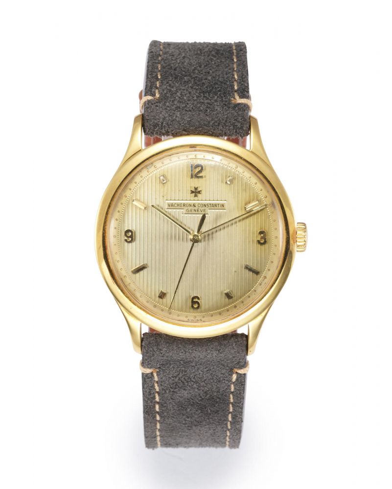 VACHERON & CONSTANTIN. A RARE OVERSIZED YELLOW GOLD CENTRE SECONDS WRISTWATCH WITH CHAMPAGNE RIBBED TEXTURED DIAL, CIRCA 1955