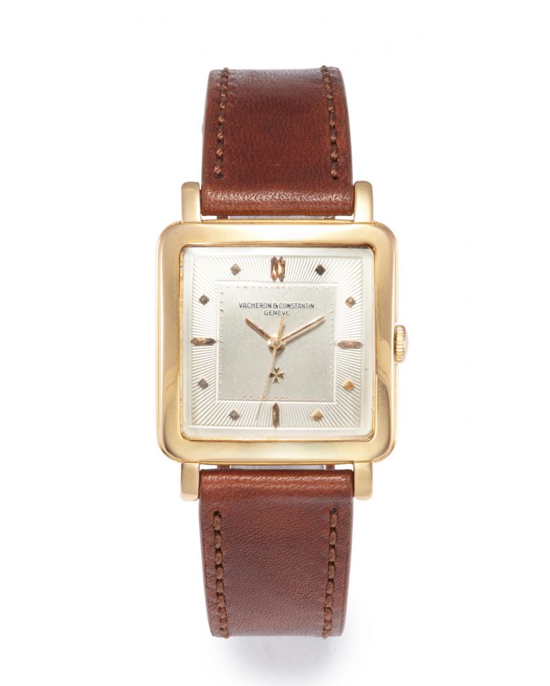 VACHERON & CONSTANTIN. A RARE SQUARE PINK GOLD CENTRE SECONDS WRISTWATCH WITH ENGINE TURNED TEXTURED DIAL, CIRCA 1955