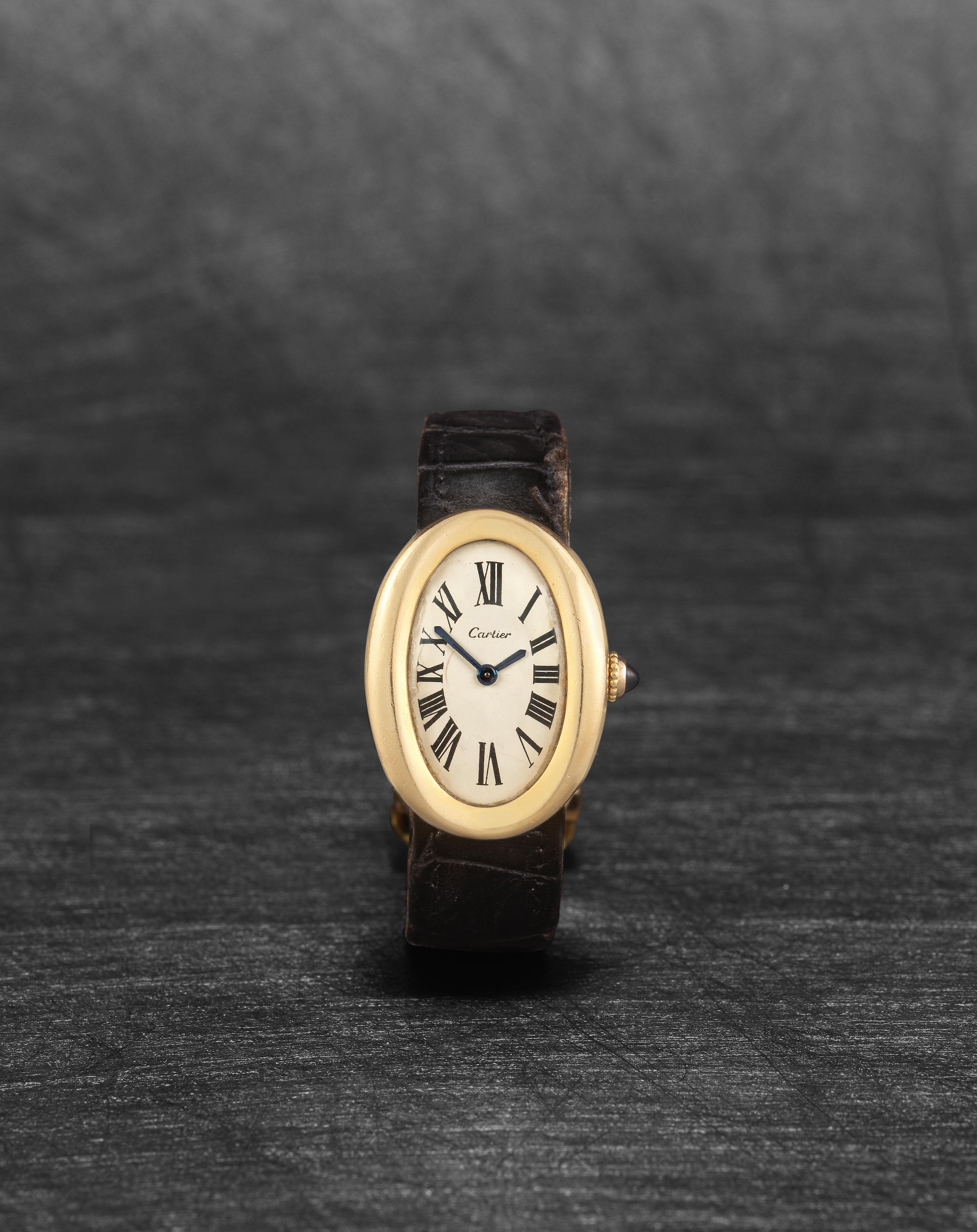 Cartier. A fine and rare 18K gold manual wind wristwatch made in the London workshops