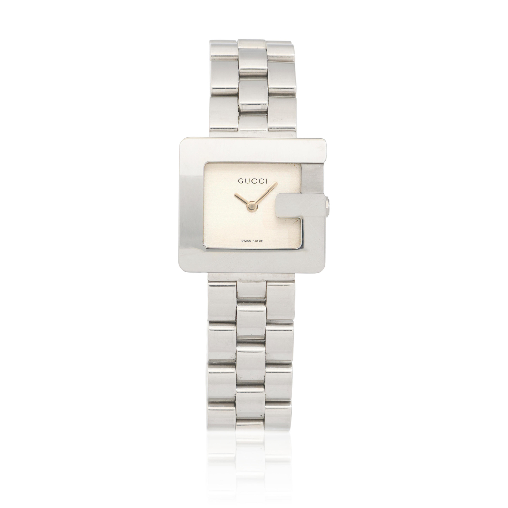 Gucci. A lady's stainless steel quartz bracelet watch