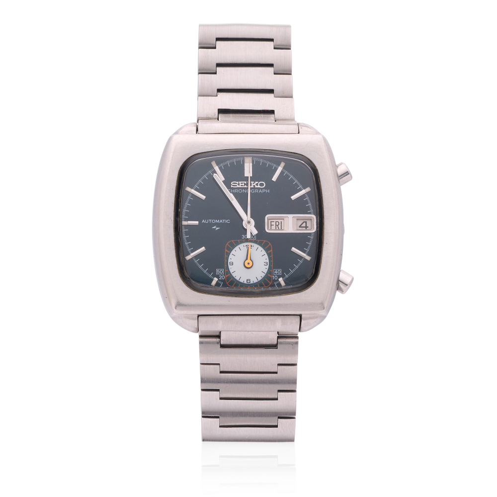 Seiko. A stainless steel automatic calendar chronograph bracelet watch