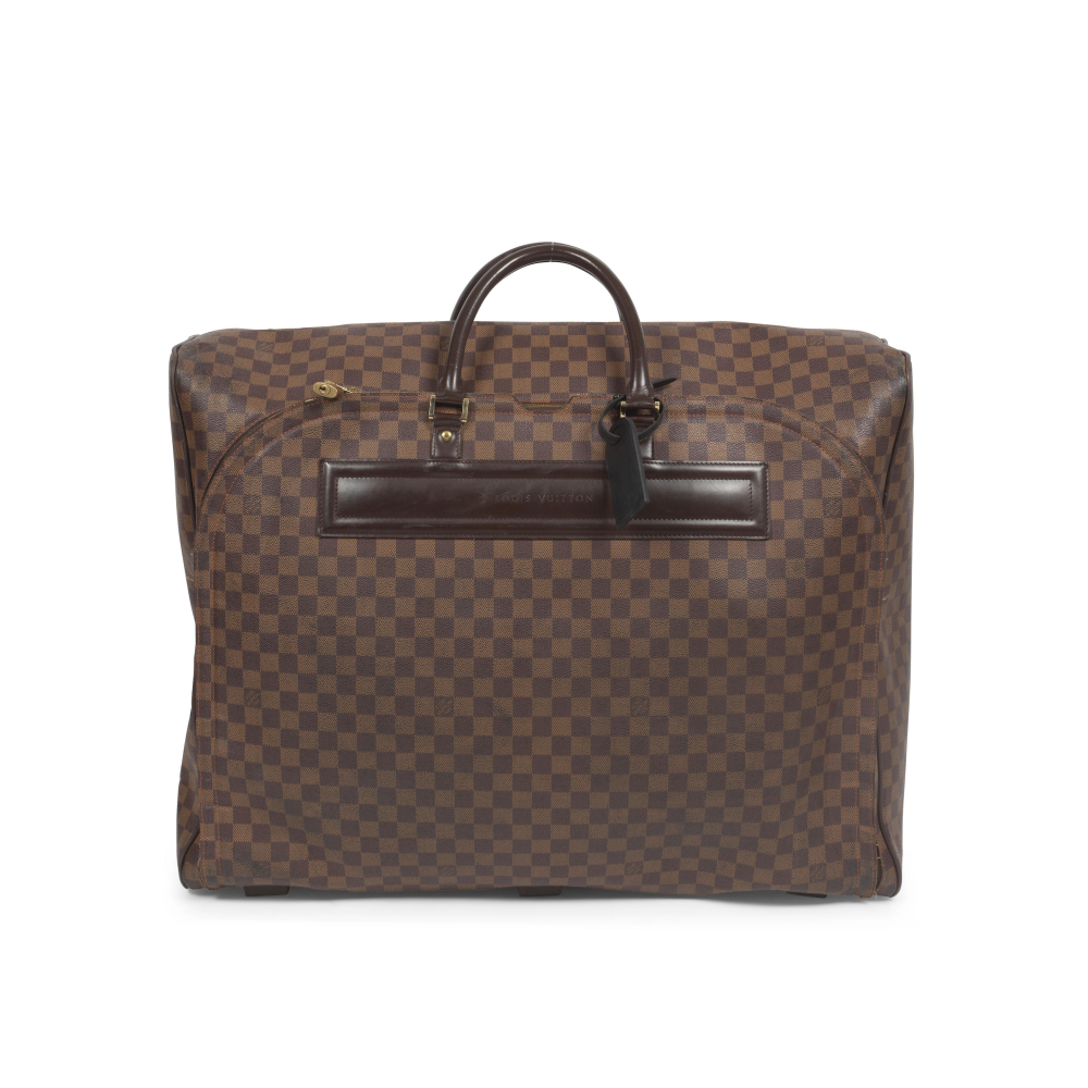 Louis Vuitton: an Damier Ebene Nolita Travel Bag