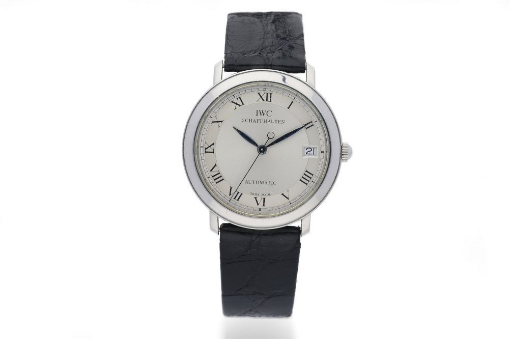 IWC. A Platinum Wristwatch with Date