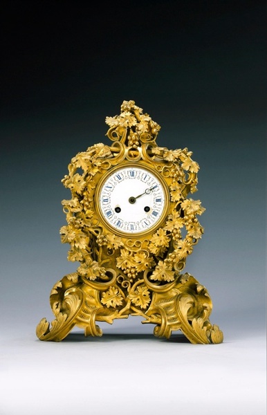 A French mid 19th century gilt bronze mantel clock