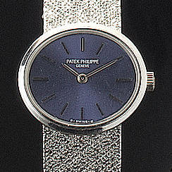 Patek Philippe. A lady's 18ct white gold bracelet watch