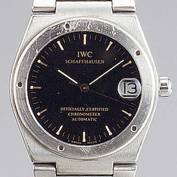IWC. A gents stainless steel centre second calendar wristwatch