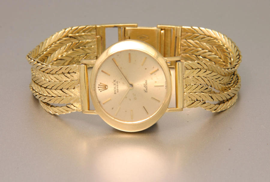 Rolex. A lady's 18ct gold bracelet watch