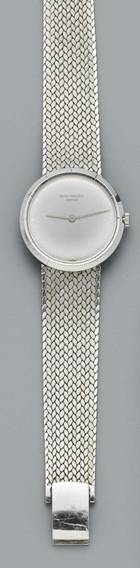Patek Philippe. An 18ct white gold bracelet watch