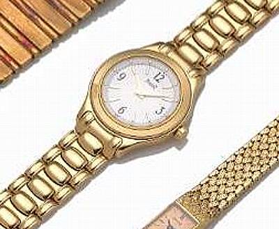Piaget. An 18k gold mid-size quartz bracelet watch