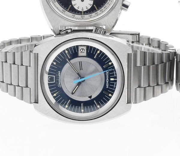 Omega. A fine stainless steel automatic centre seconds wristwatch with calendar and alarm