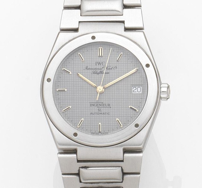 IWC. A stainless steel automatic calendar bracelet watch Ingenieur SL, Case No.2386158, Movement No.2407570, Circa 1990