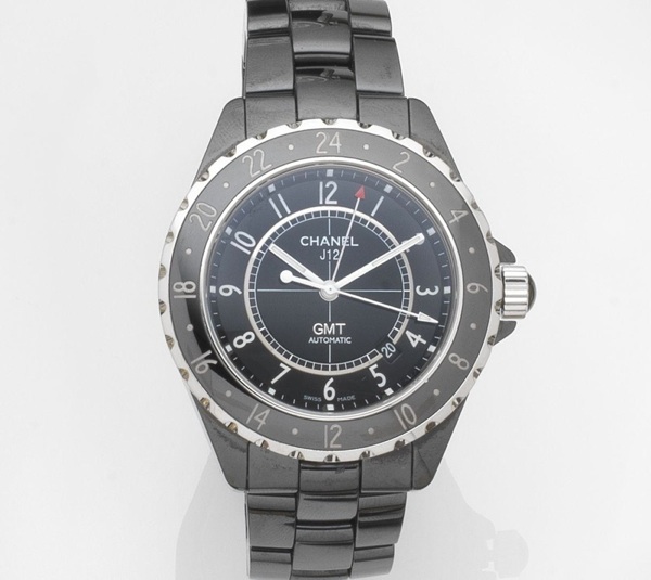 Chanel. A ceramic automatic calendar GMT bracelet watch with box and papers J12 GMT, Ref:H2012, Case No.IG18***, Sold 29th September 2007