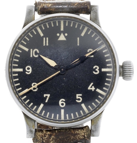 Stowa. A rare German military issue pilot's observation wristwatch Case and Movement No.5694, Circa 1940