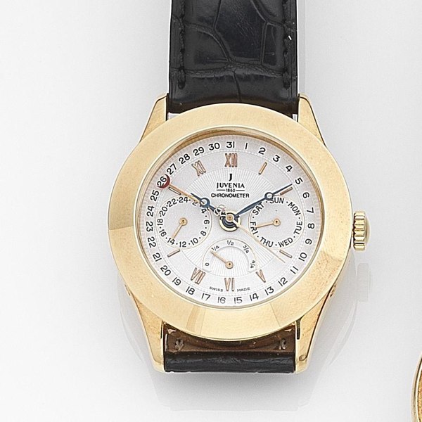 Juvenia. An 18ct gold automatic calendar wristwatch with second time zone and power reserve indicator