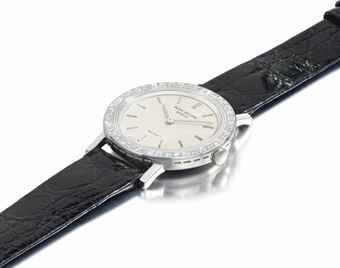 Patek Philippe. A very elegant and rare platinum and diamond wristwatch