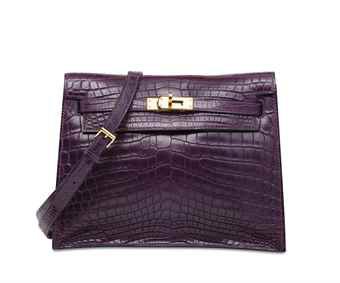 A MATTE AMÉTHYSTE NILOTICUS CROCODILE KELLY DANSE WITH GOLD HARDWARE