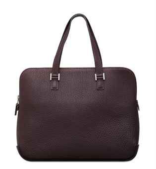 AN ÉBÈNE FJORD LEATHER ESCAPADE WITH PALLADIUM HARDWARE