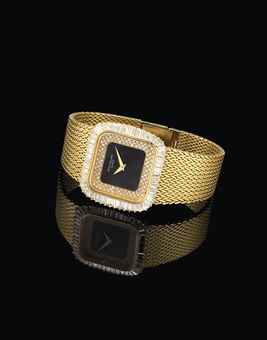 PATEK PHILIPPE. A FINE AND RARE 18K GOLD AND DIAMOND-SET CUSHION-SHAPED BRACELET WATCH WITH ONYX DIAL