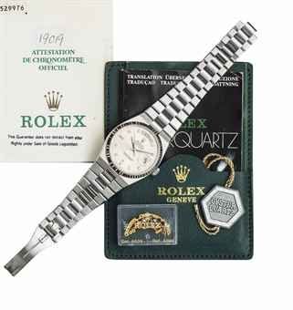 ROLEX. A VERY FINE 18K WHITE GOLD DIAMOND-SET WRISTWATCH WITH SWEEP CENTRE SECONDS, DAY, DATE AND BRACELET