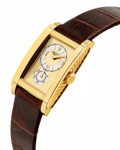 ROLEX. A FINE 18K GOLD RECTANGULAR WRISTWATCH