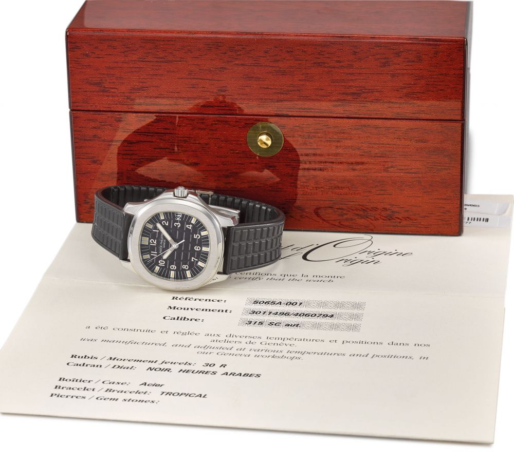 PATEK PHILIPPE. A STAINLESS STEEL AUTOMATIC WRISTWATCH WITH SWEEP CENTRE SECONDS, DATE, CERTIFICATE AND BOX