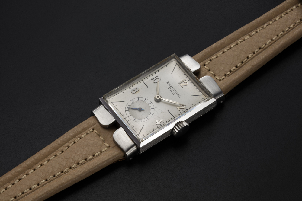 PATEK PHILIPPE, REF. 1544, A STAINLESS STEEL WRISTWATCH WITH TWO PIECE HOODED LUGS - MOVEMENT