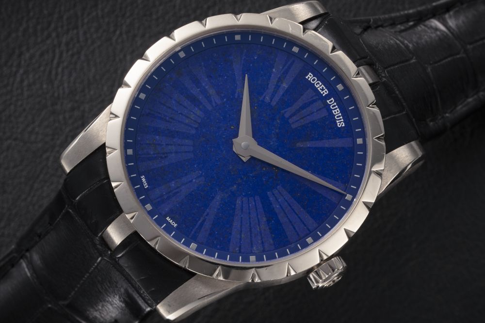ROGER DUBUIS, EXCALIBUR REF. DBEX034, A LIMITED EDITION GOLD AUTOMATIC WRISTWATCH WITH LAPIS LAZULI DIAL - CASE