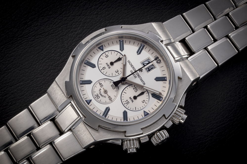 VACHERON CONSTANTIN, OVERSEAS REF. 49140/423A-8790, A STEEL AUTOMATIC CHRONOGRAPH - CASE