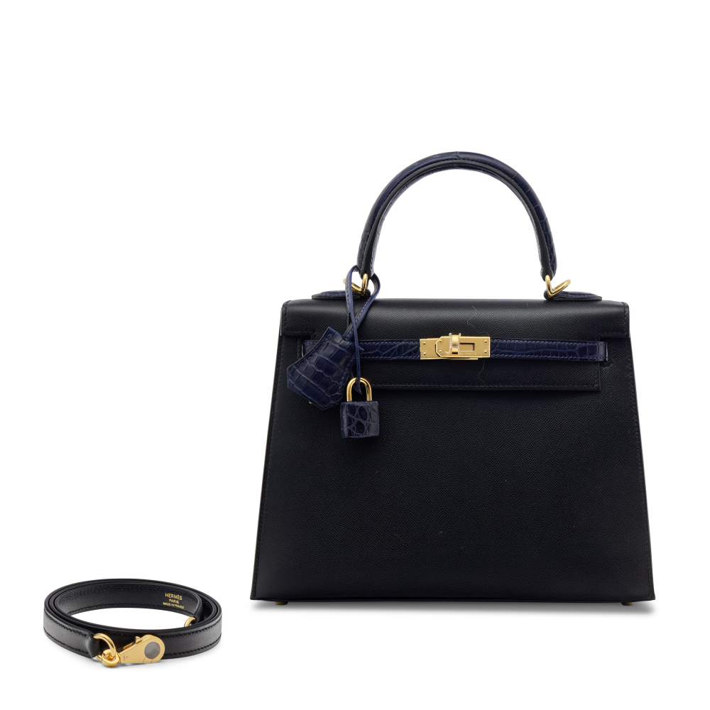 HERMÈS, 2022, REF. AR7.A30, ARCEAU PETITE LUNE