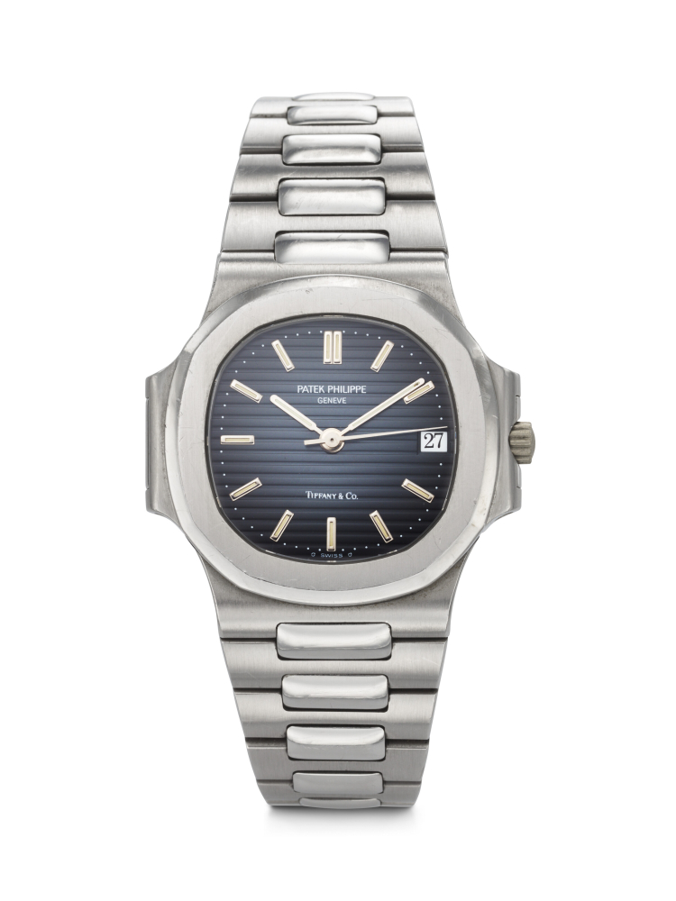 PATEK PHILIPPE. A VERY RARE AND ATTRACTIVE STAINLESS STEEL AUTOMATIC WRISTWATCH WITH SWEEP CENTRE SECONDS, DATE AND BRACELET