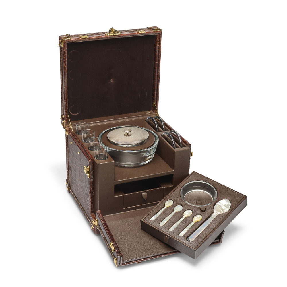 A SPECIAL ORDER SHINY BROWN ALLIGATOR CAVIAR SET BOX WITH GOLD HARDWARE LOUIS VUITTON, 2009 Important information about this lot ~ Endangered/protected species