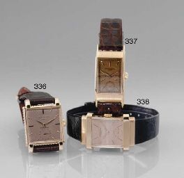 PATEK PHILIPPE. A FINE 18K PINK GOLD SQUARE WRISTWATCH