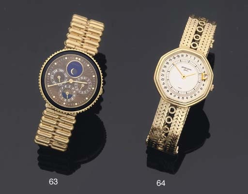 Gerald Genta. An 18ct Gold Automatic Water Resistant Calendar moonphase wristwatch on Bracelet with dual time indication