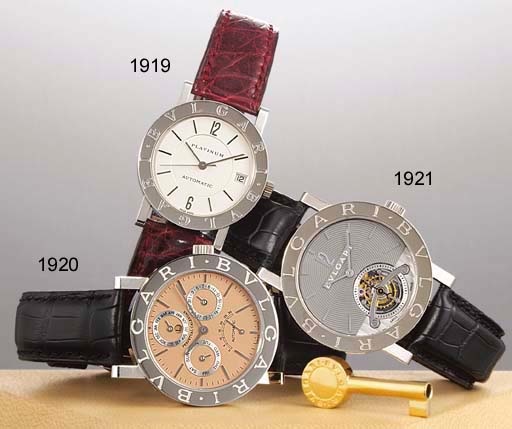 BULGARI. A PLATINUM AUTOMATIC WRISTWATCH WITH SWEEP CENTRE SECONDS AND DATE