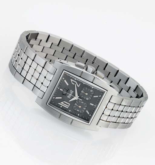 PIAGET. A LARGE STAINLESS STEEL TONNEAU CHRONOGRAPH WRISTWATCH WITH PERPETUAL DATE AND BRACELET