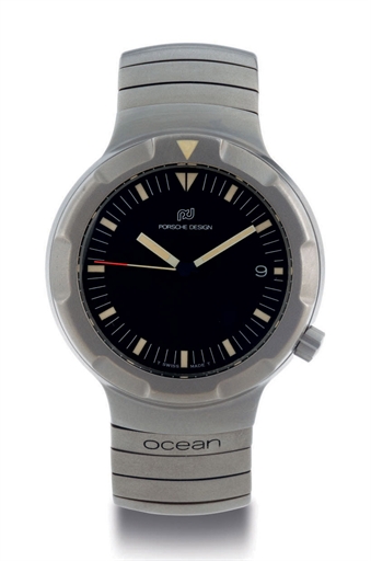 IWC. A TITANIUM AUTOMATIC DIVER'S WRISTWATCH WITH CENTER SECONDS, DATE AND BRACELET