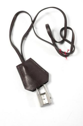 HERMÈS Paris Swiss made