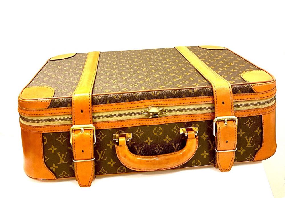 Sold at Auction: Louis Vuitton, Louis VUITTON. Petite valise en