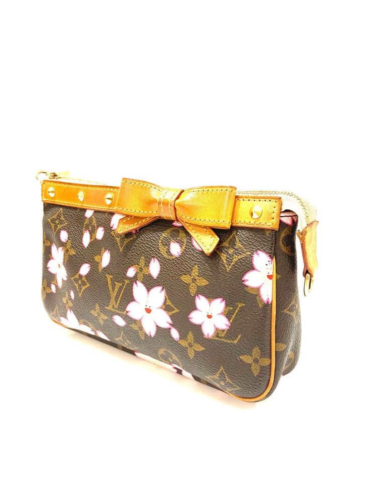 Louis Vuitton Takashi Murakami Limited Edition Retro Cherry Blossom Purse  at 1stDibs  louis vuitton flower smiley face bag, louis vuitton smiley  flower bag, louis vuitton flower purse