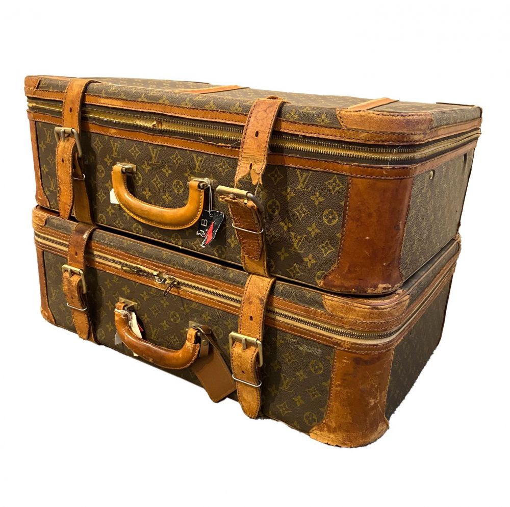 488. Louis VUITTON,Deux valises Airbus,... - Lot 488 - Cornette de Saint Cyr maison de ventes