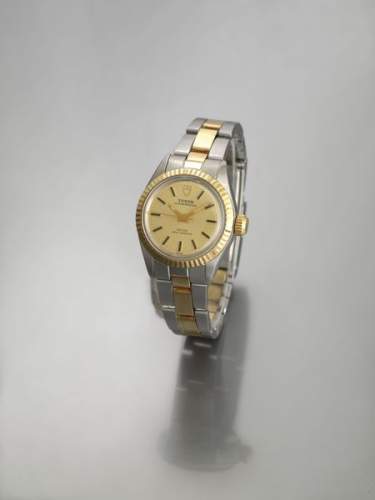  TUDOR OYSTER PRINCESS, de dame, or et acier.