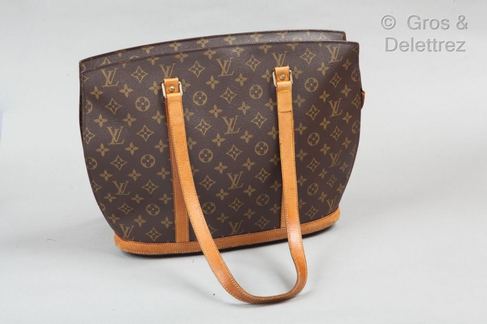 LOUIS VUITTON