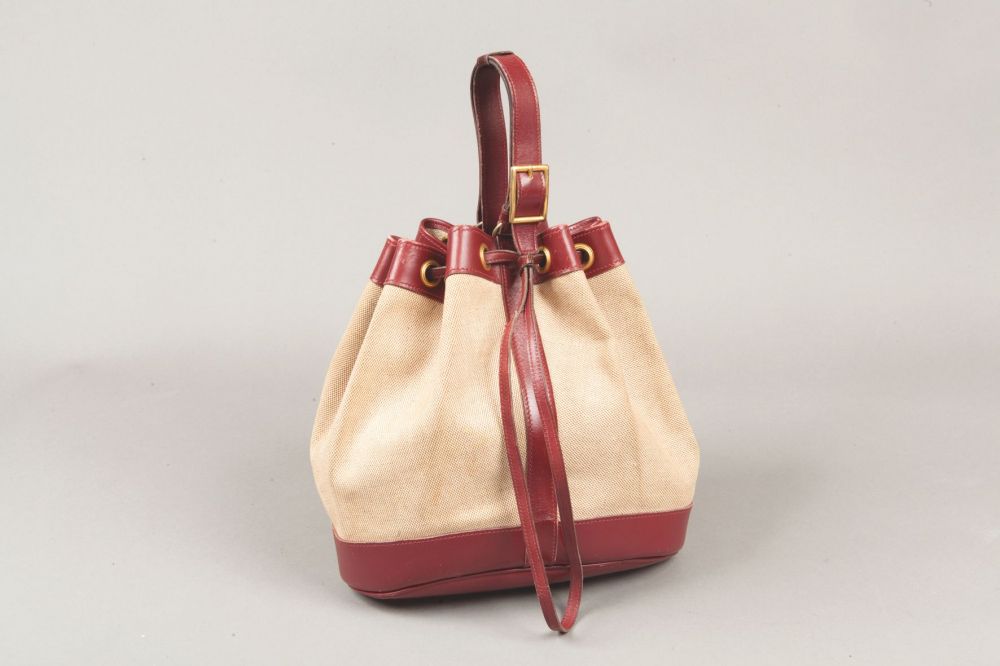 HERMES Paris - Sac Market 27cm en toile... - Lot 271 - Gros & Delettrez