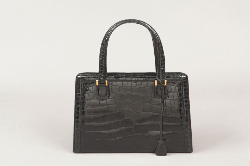 ∆ HERMES Paris - Sac Pullman 30cm en crocodile... - Lot 506 - Gros & Delettrez