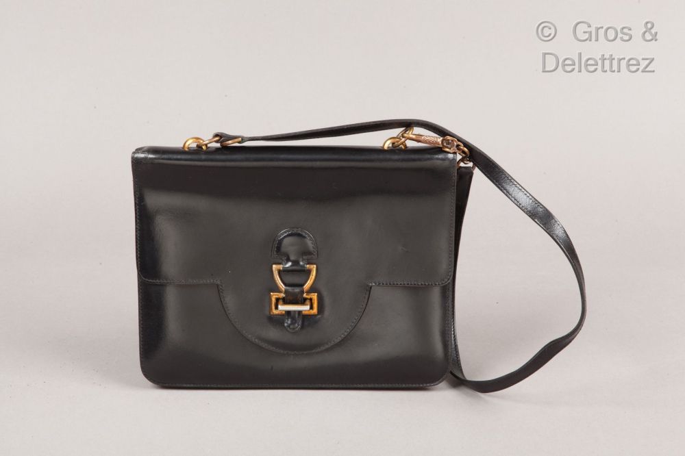 HERMES Paris - Sac Sandrine 24cm en box... - Lot 563 - Gros & Delettrez