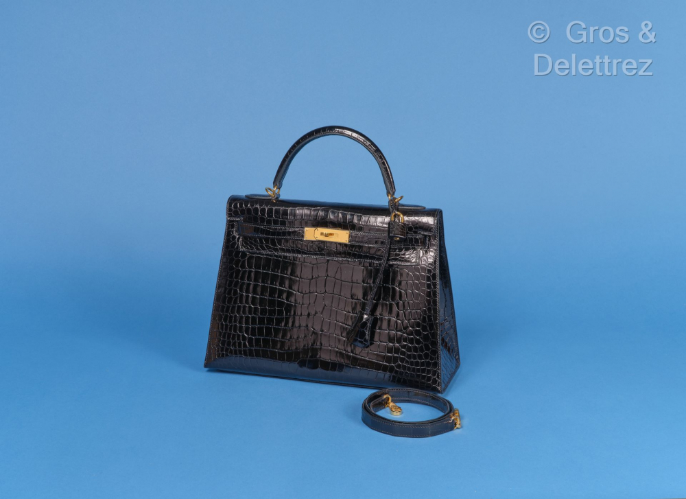 Hermes Kelly 32Cm Handbags - 80 For Sale on 1stDibs